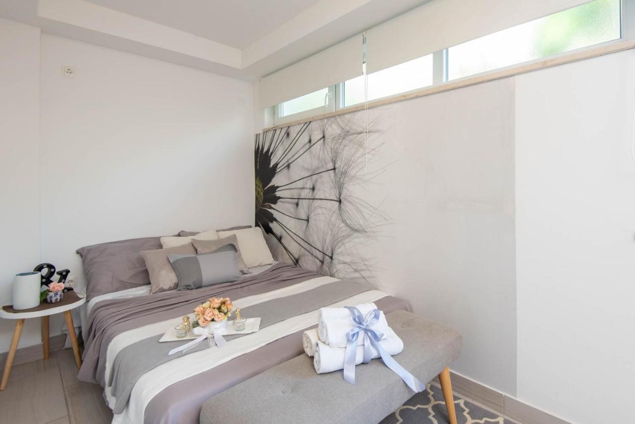 Apartments Lenka Orebić Екстериор снимка